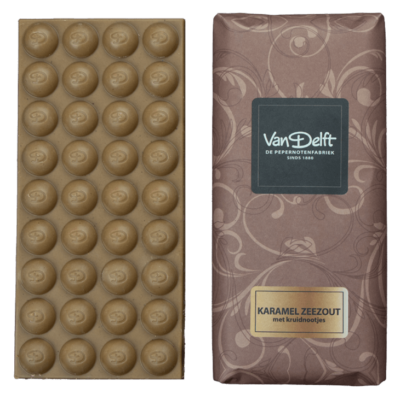 chocoladereep met stukjes pepernoot