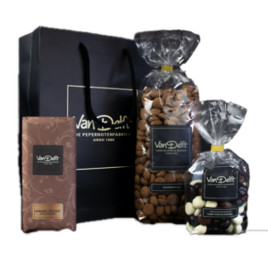 Cadeauset met reep, kruidnoten (500gr) en luxe mix