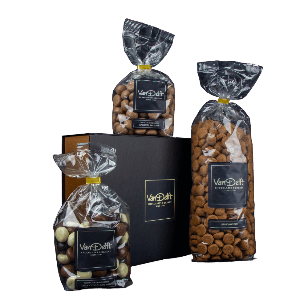 featured image Giftbox met kruidnoten (500gr), luxe mix en karamel zeezout