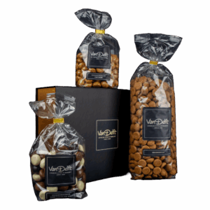 Giftbox met kruidnoten (500gr), luxe mix en café noir