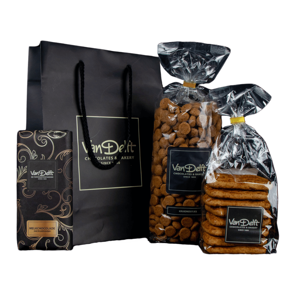 featured image Cadeauset met reep, kruidnoten (500gr) en taaikoeken